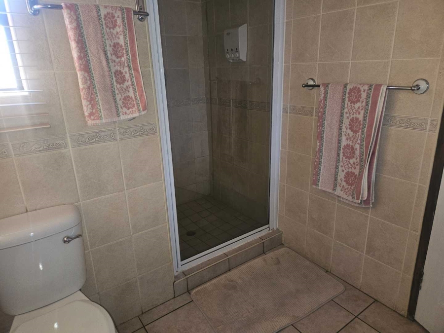 2 Bedroom Property for Sale in Rhodesdene Northern Cape